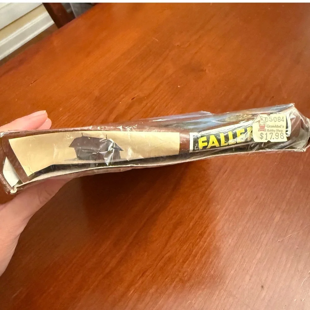 Faller HO scale 130953 Toilet Facility sealed Toilettenhaus vintage kit